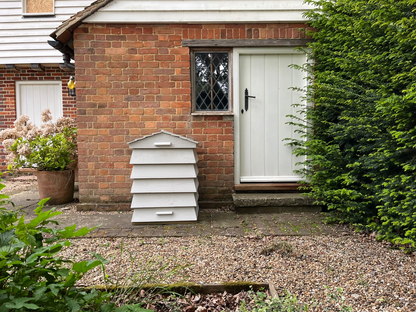 Traditional WBC hive design inspiration