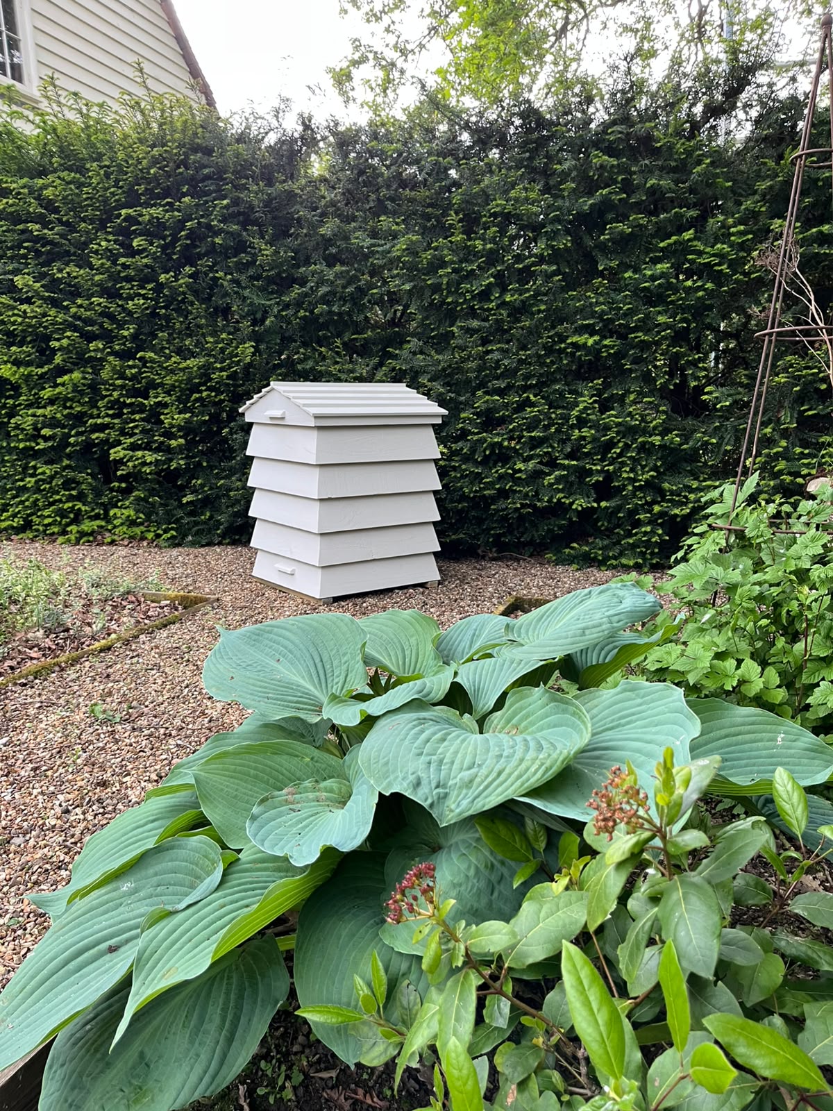 Bee Tidy garden storage hive with deep timber body for garden tools